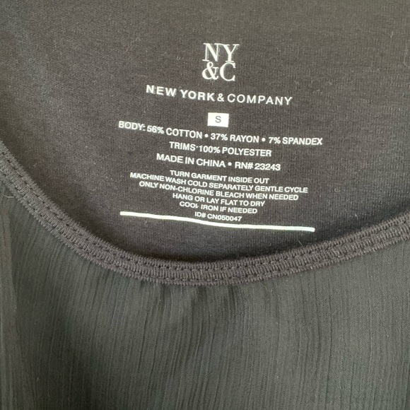 NY&Co Black Ruffle Shell - Picture 8 of 8